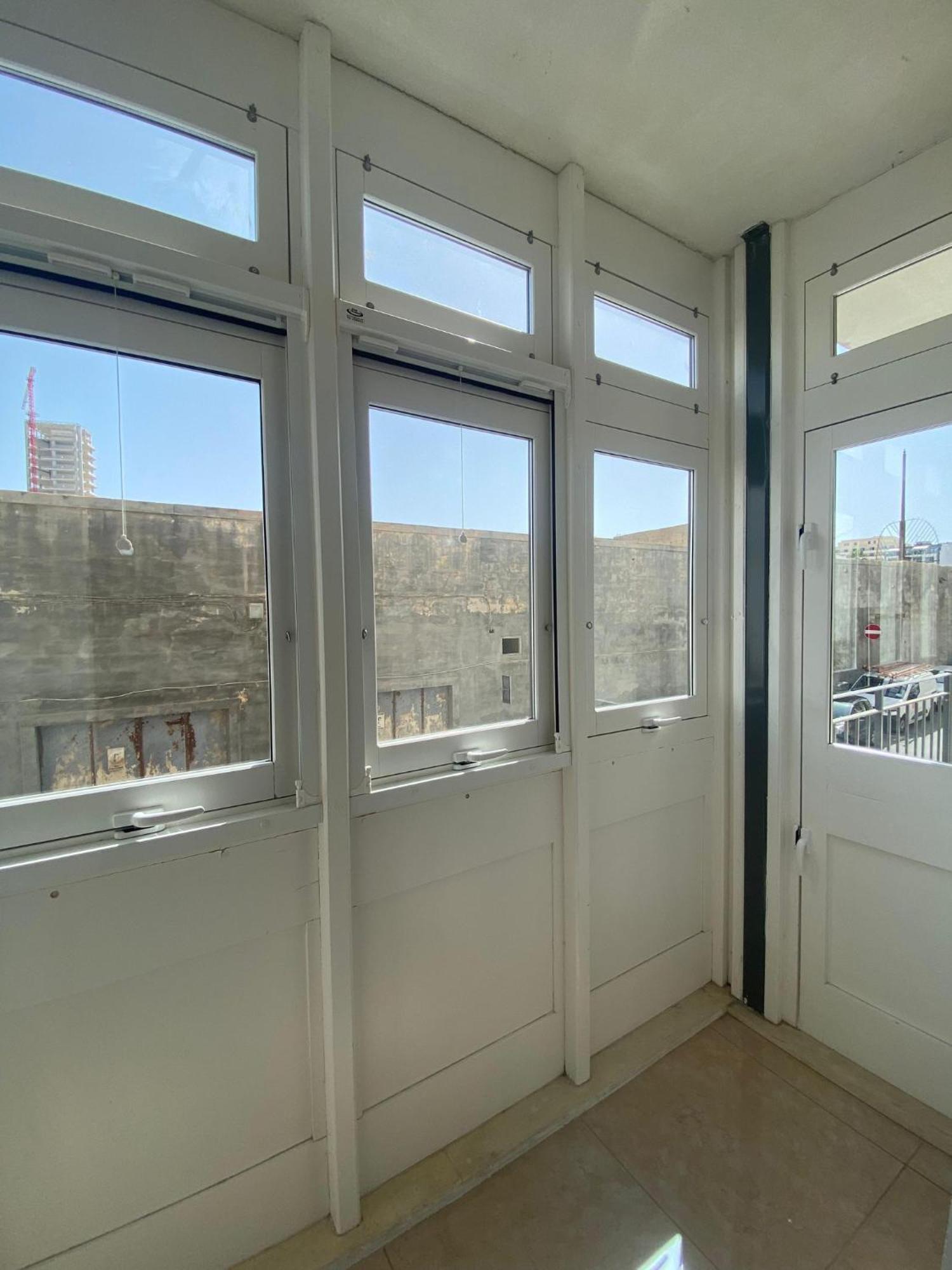 Cozy 2 Bedroom Apartment Near Seafront Gzira Экстерьер фото