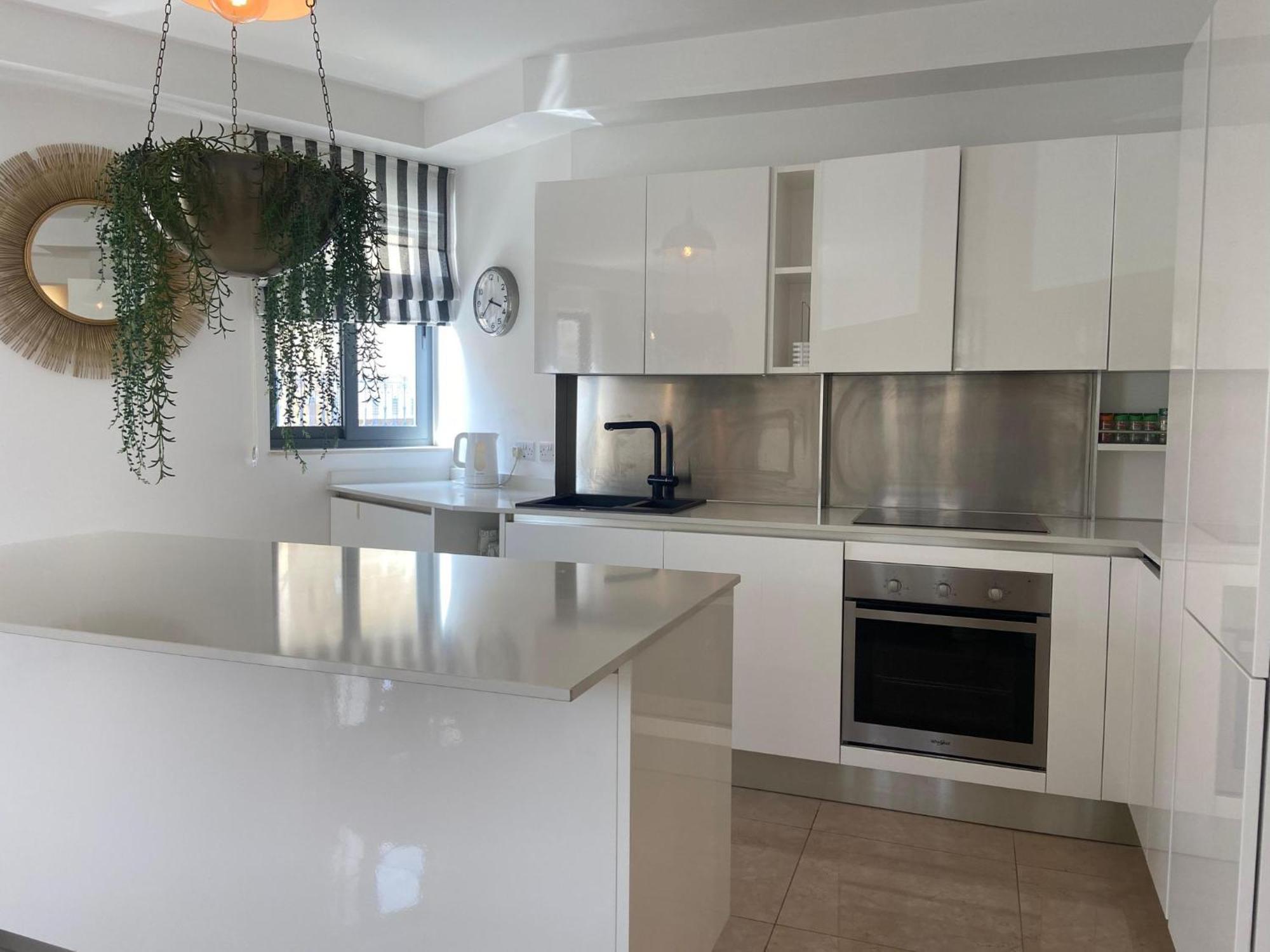 Cozy 2 Bedroom Apartment Near Seafront Gzira Экстерьер фото