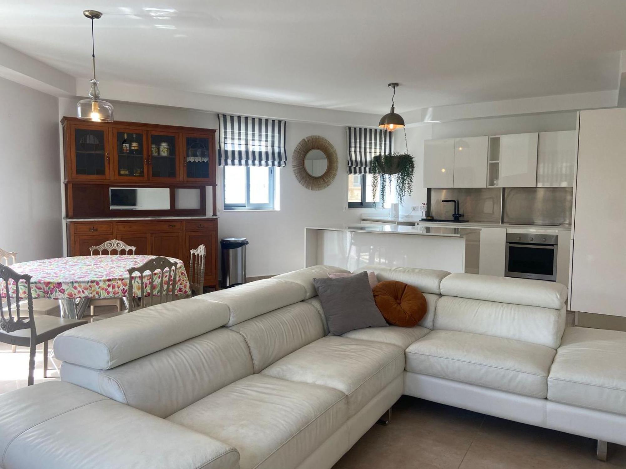 Cozy 2 Bedroom Apartment Near Seafront Gzira Экстерьер фото
